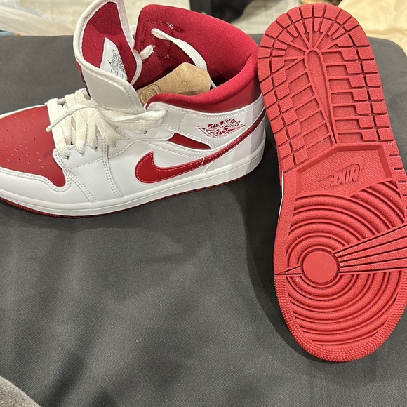 Jordan - Picture 3 of 4